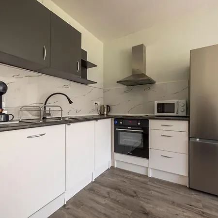 Modern Place 2bdr 1livingroom Sofía