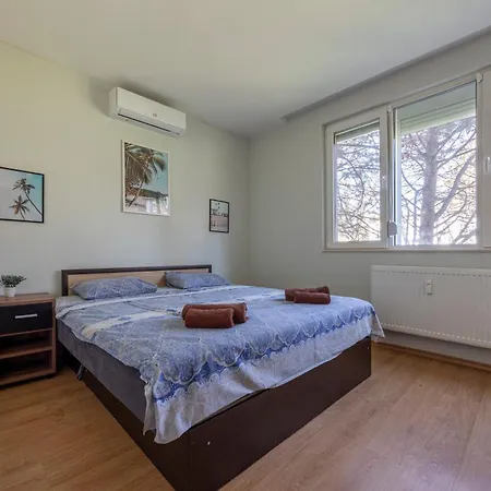 Modern Place 2bdr 1livingroom