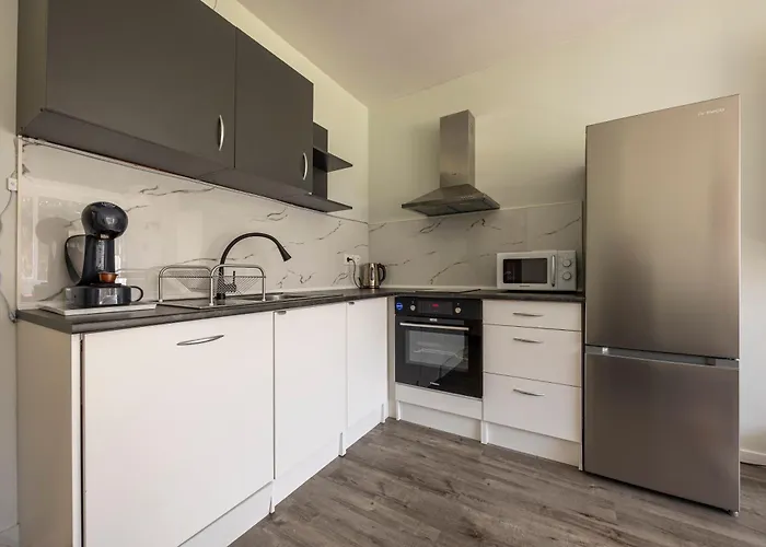 Modern Place 2bdr 1livingroom Sofia