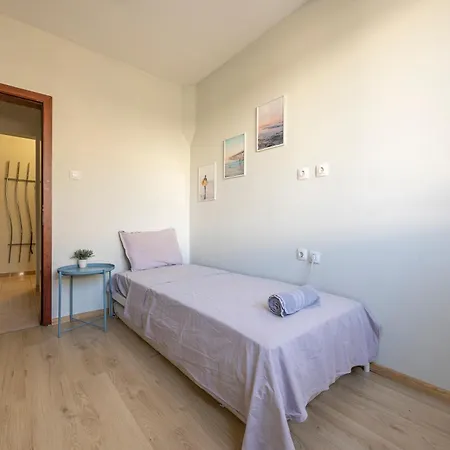 Modern Place 2bdr 1livingroom * Sofie
